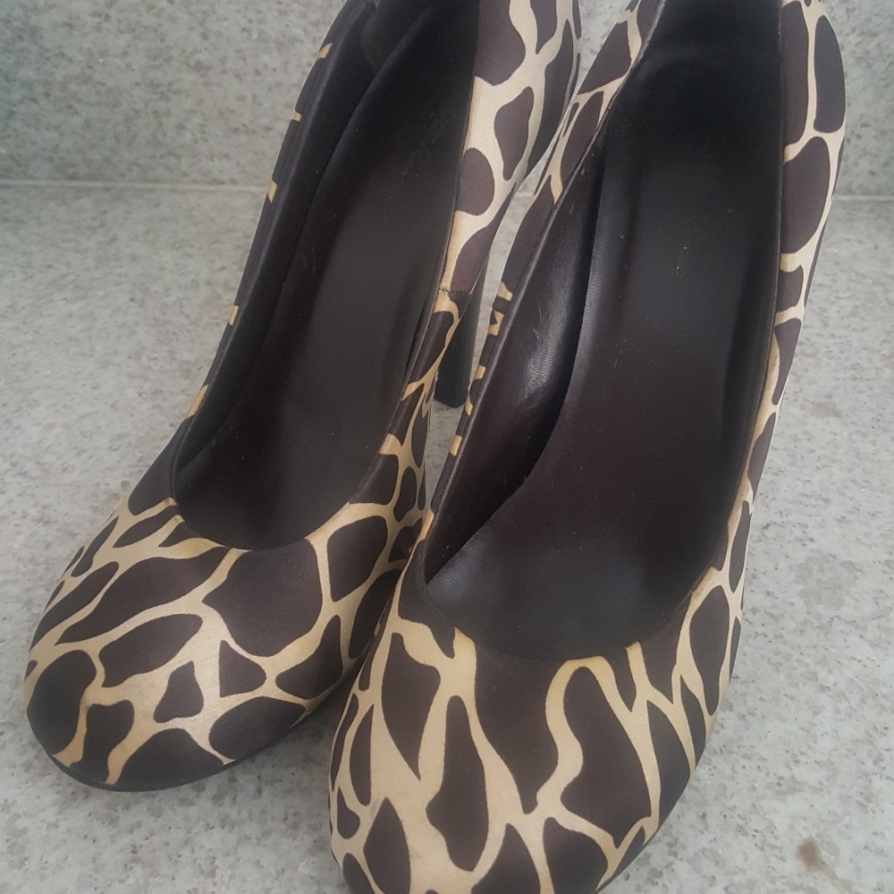 4inch heels - Picture 2 of 3